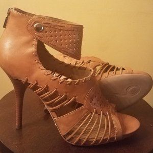 Boutique 9 Jessa Gladiator Sandals in Tan Sz 11
